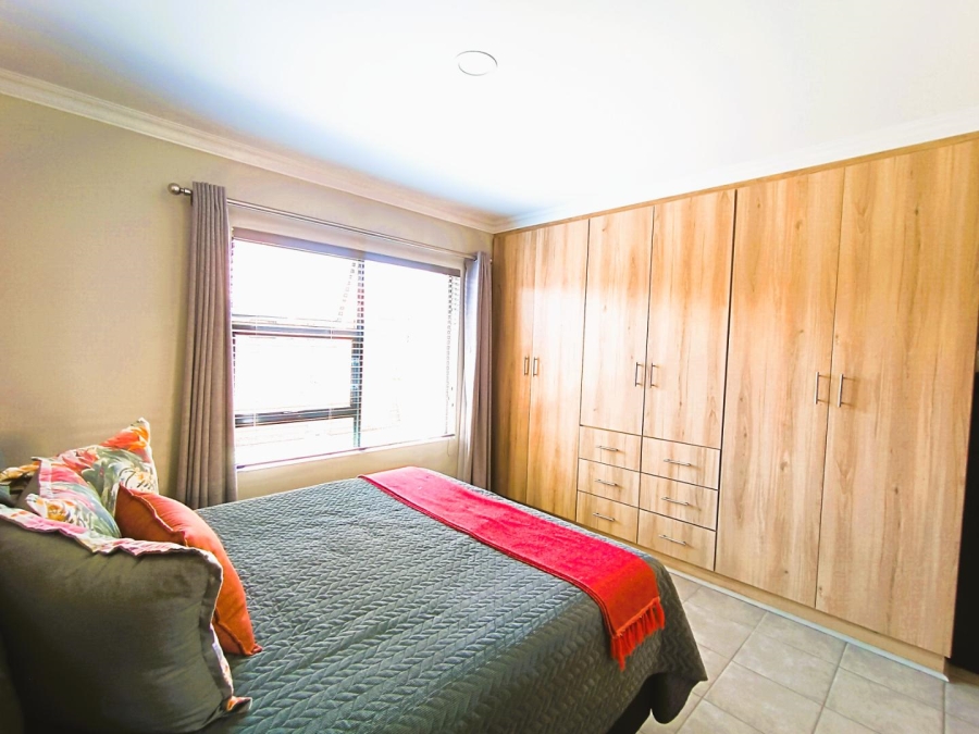3 Bedroom Property for Sale in Langenhovenpark Free State